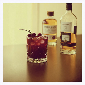 An image of the Ambassade cocktail submitted by n0tquitethere that contains Pineau des Charentes, London Dry Gin and Grand Marnier