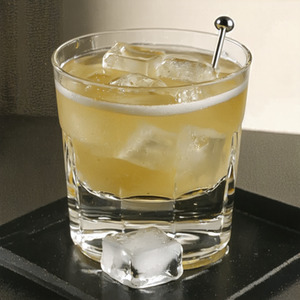 An image of the Rusty Nail cocktail submitted by Toby that contains Blended Scotch and Drambuie