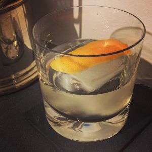 An Instagram of the Elder Fashion cocktail submitted by n0tquitethere that contains London Dry Gin, St Germain, Orange Bitters and Grapefruit