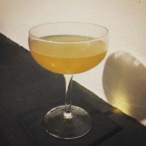 An image of the Pick-Me-Up cocktail submitted by Toby that contains Cognac, Dry Vermouth and Absinthe