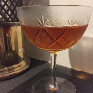 An Instagram of the Sand-martin Cocktail cocktail submitted by n0tquitethere that contains London Dry Gin, Sweet Vermouth and Green Chartreuse